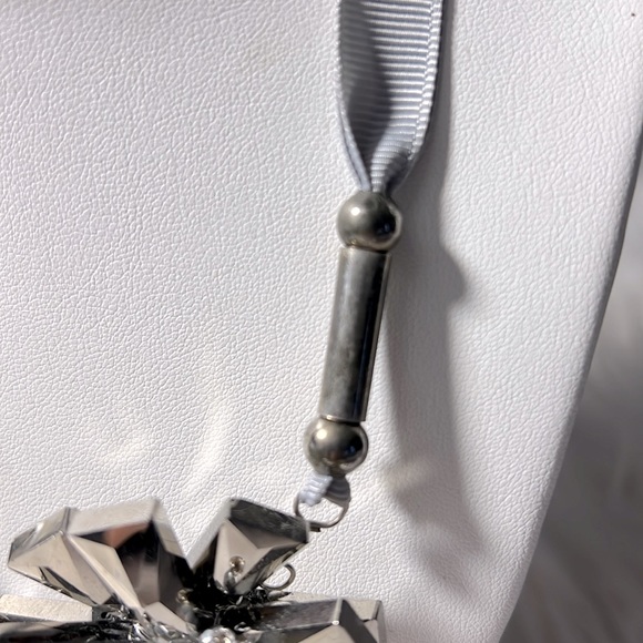 Starburst Statement Necklace - Picture 6 of 12